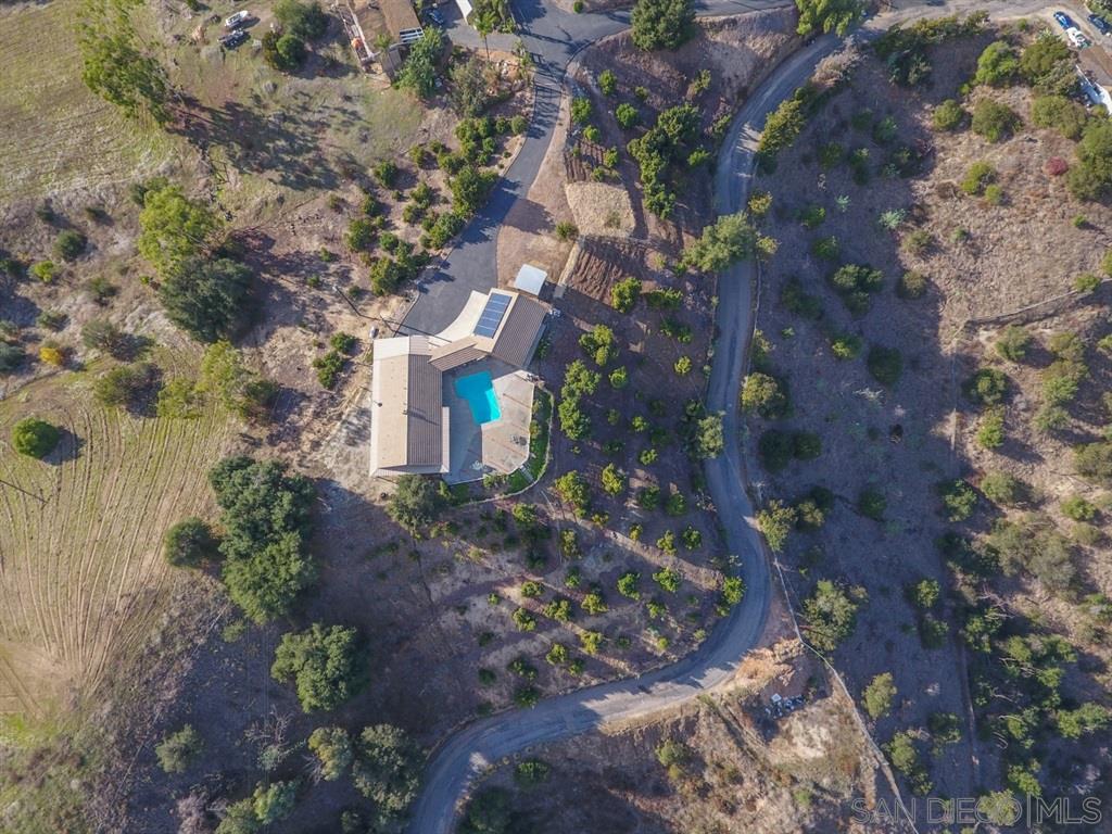 671 Ranger Road Fallbrook, CA 92028 - Photo 3 of 25