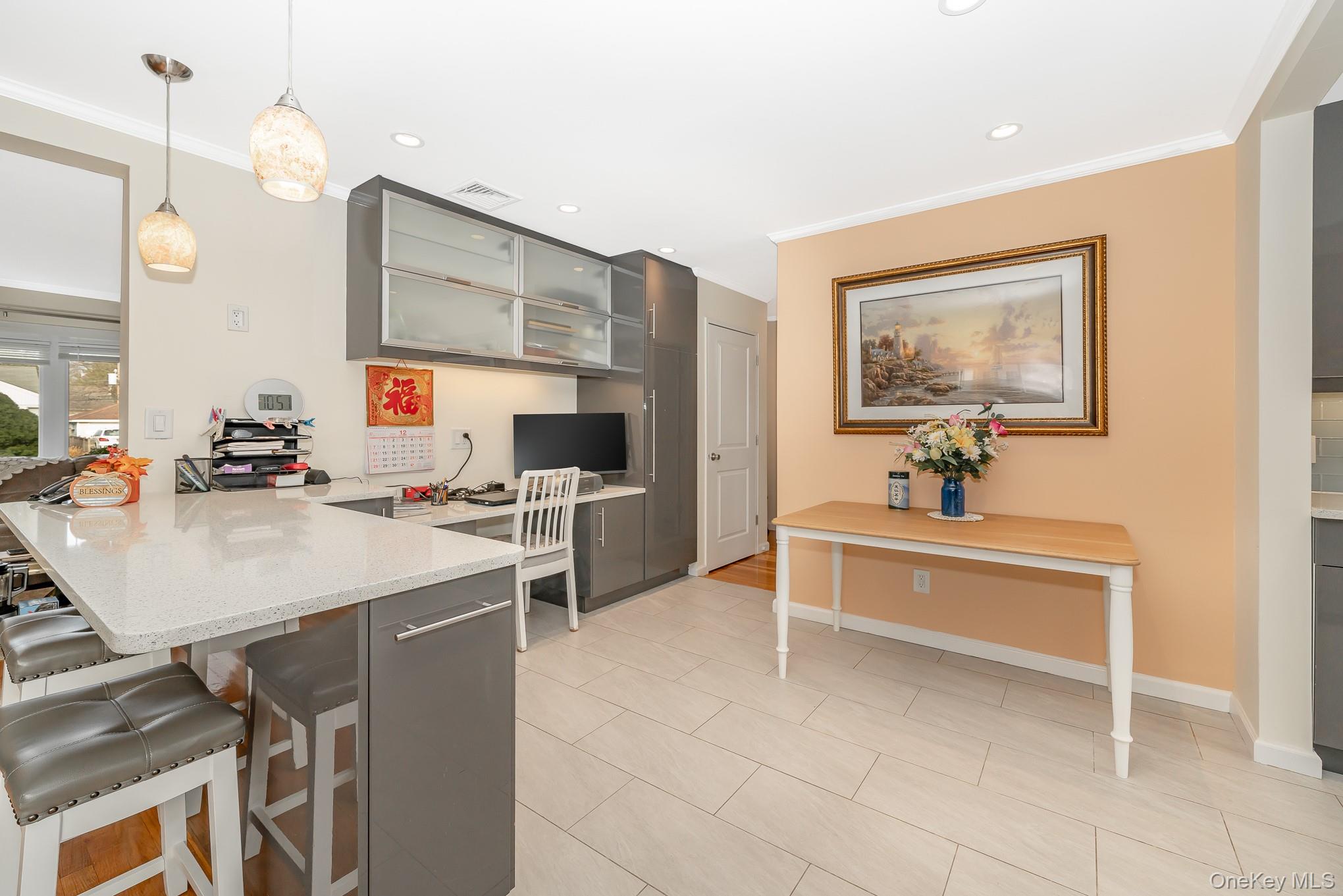 15 Chadwick Road Syosset, NY 11791 - Photo 22 of 37