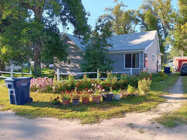 $225,000 | 603 Pearl Street North, Buffalo, ND 58011