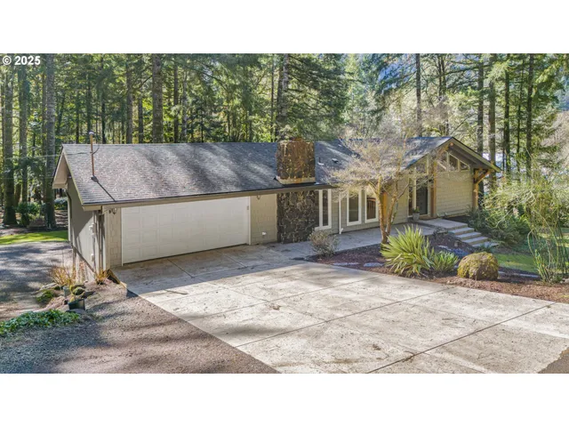 $719,000 | 22276 Vaughn Road, Veneta, OR 97487