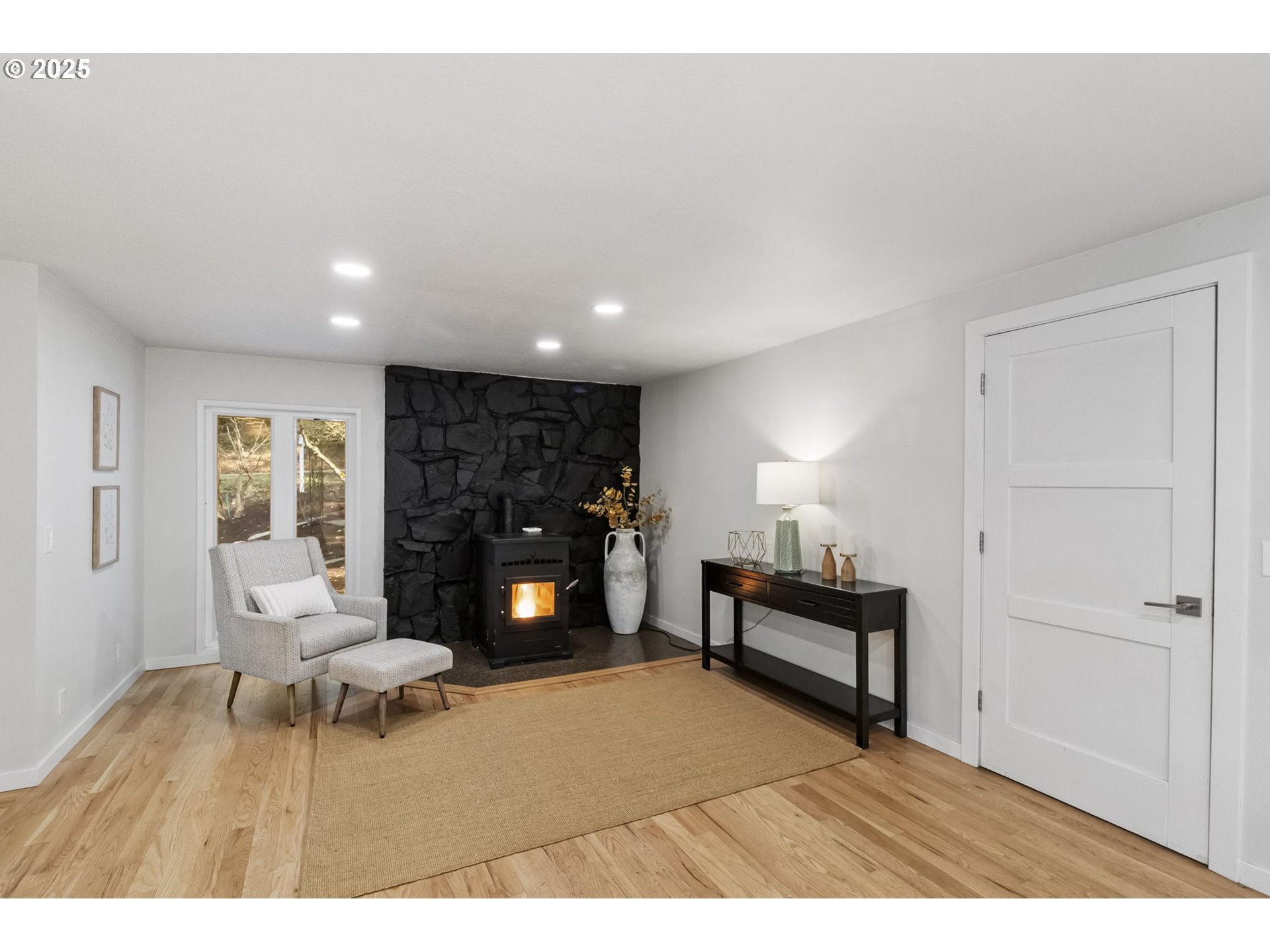 22276 Vaughn Road Veneta, OR 97487 - Photo 13 of 39