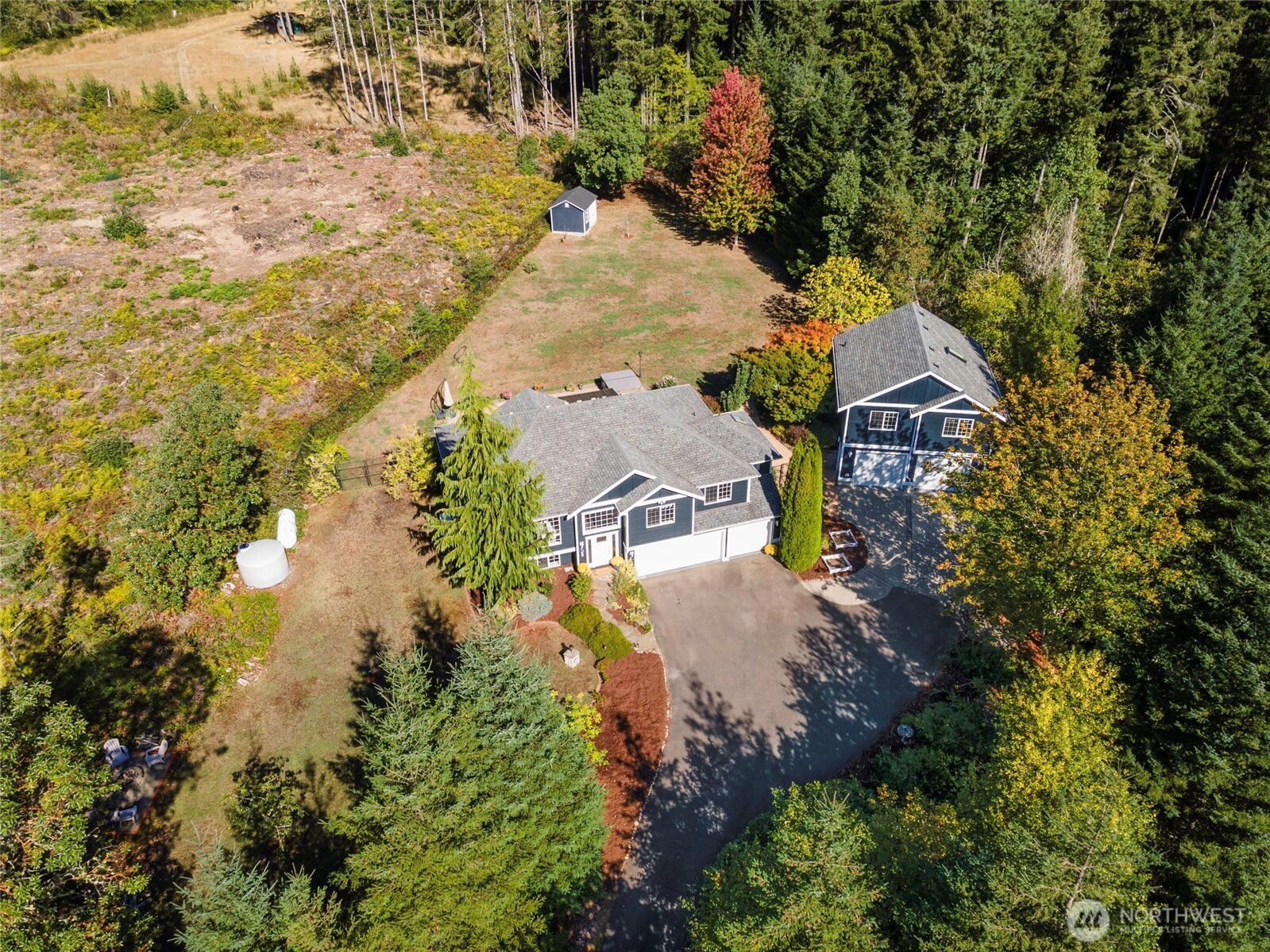 557 Southeast Spruce Road Port Orchard, WA 98367 - Photo 3 of 37 Gallery Image 3