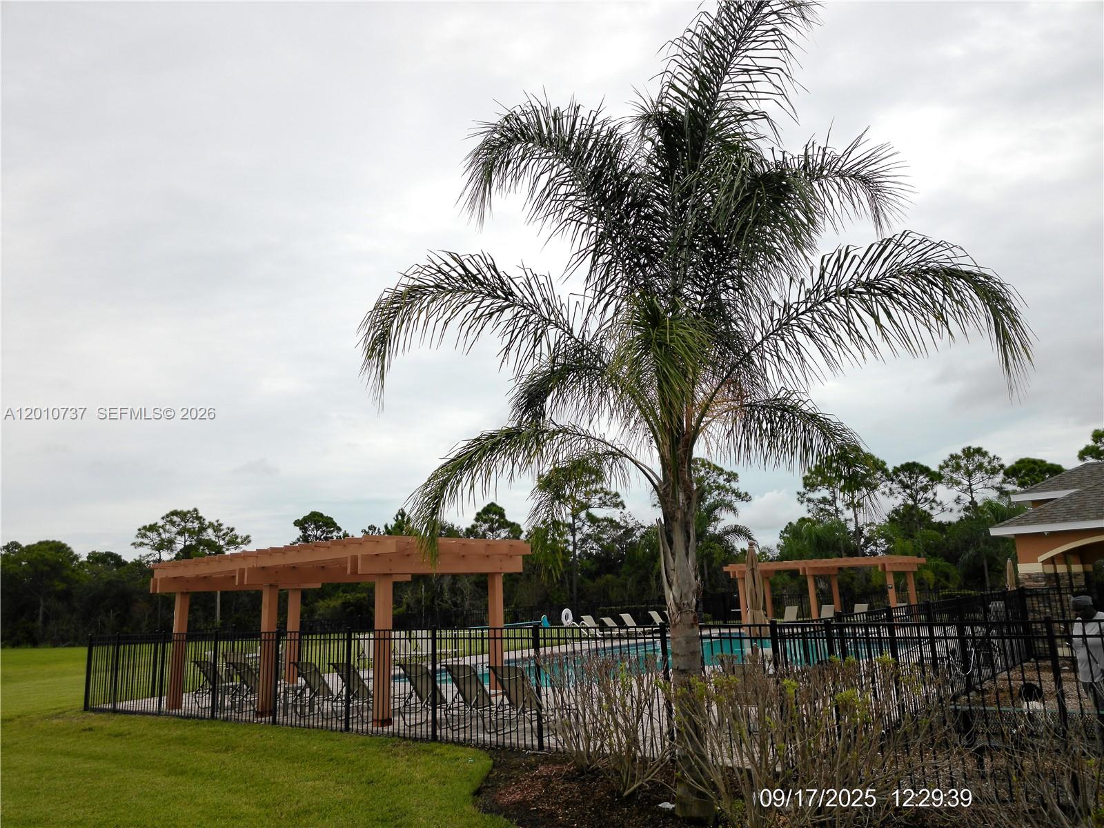 2073 Farmhouse Road Palm Bay, FL 32909 - Photo 32 of 39