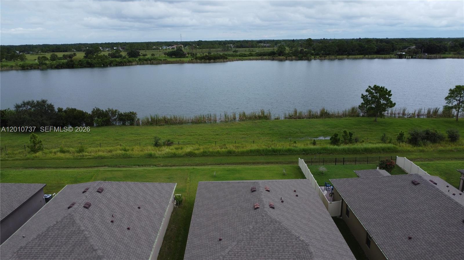 2073 Farmhouse Road Palm Bay, FL 32909 - Photo 5 of 39