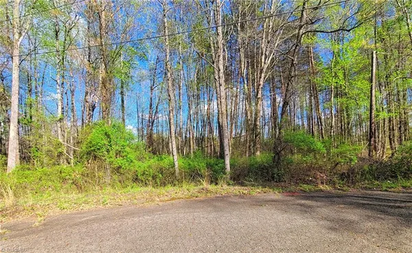 $40,000 | 5091 Donna Marie Court, Walkertown, NC 27051