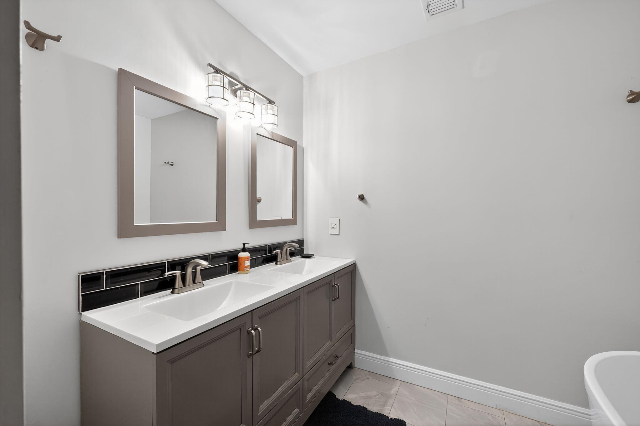 556 Meadow Wood Way Stuart, FL 34997 - Photo 17 of 57 23_556_Meadow_Wood_Way_Stuart_FL_34997_U