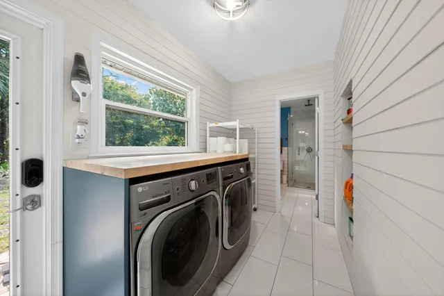 $715,000 | 556 Meadow Wood Way, Stuart, FL 34997