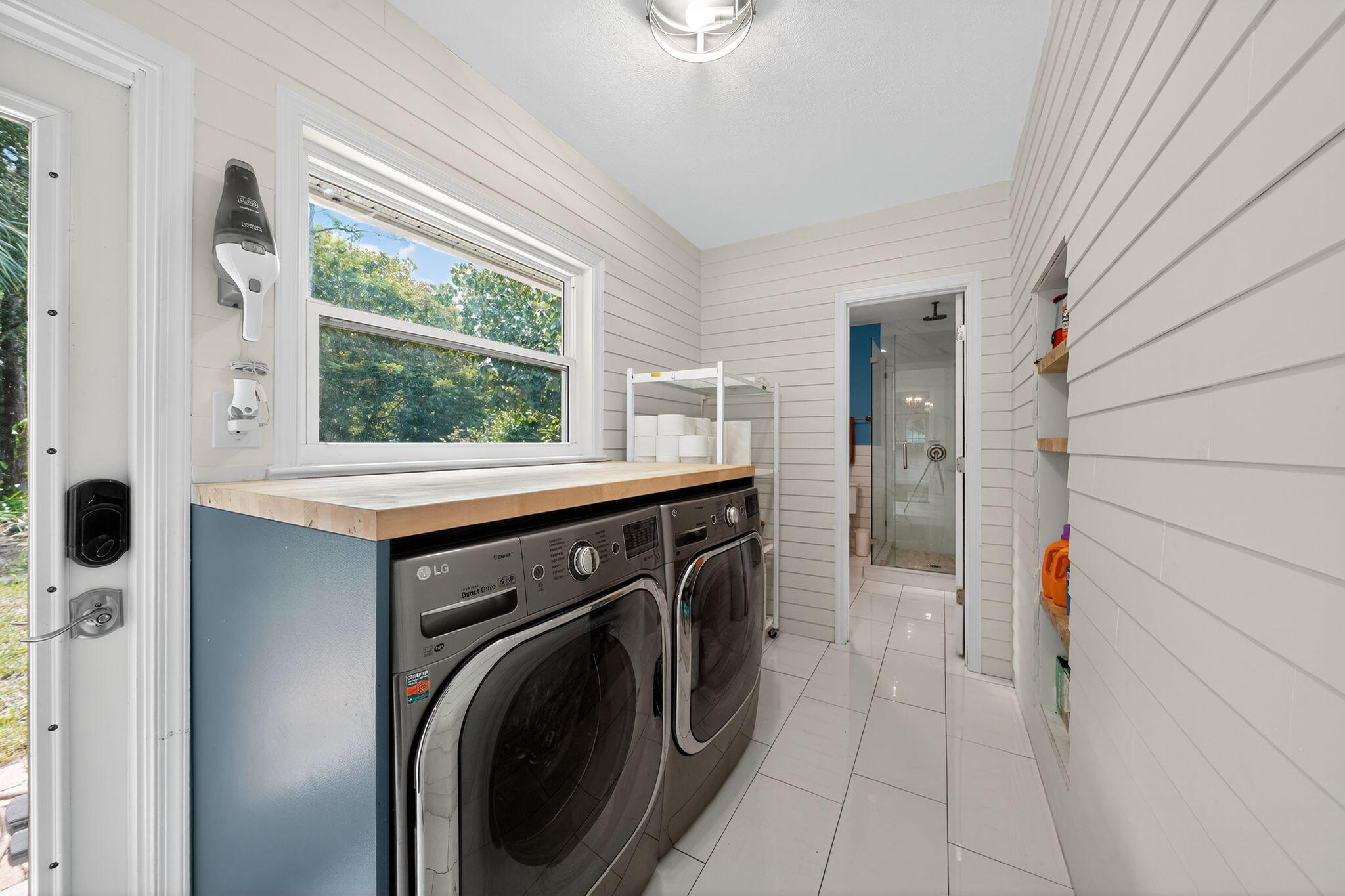 556 Meadow Wood Way Stuart, FL 34997 - Photo 27 of 57 28_556_Meadow_Wood_Way_Stuart_FL_34997_U