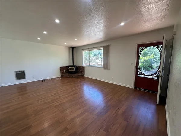 $1,795 | 2100 Zermatt Drive, Pine Mountain Club, CA 93222