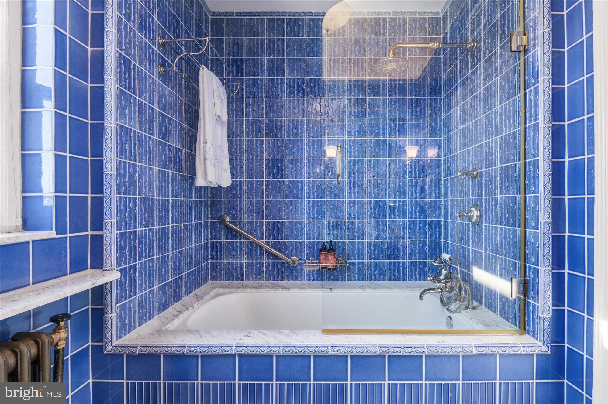 2101 Connecticut Avenue Northwest, Unit 78 Washington, DC 20009 - Photo 34 of 53 a bathroom with a bathtub