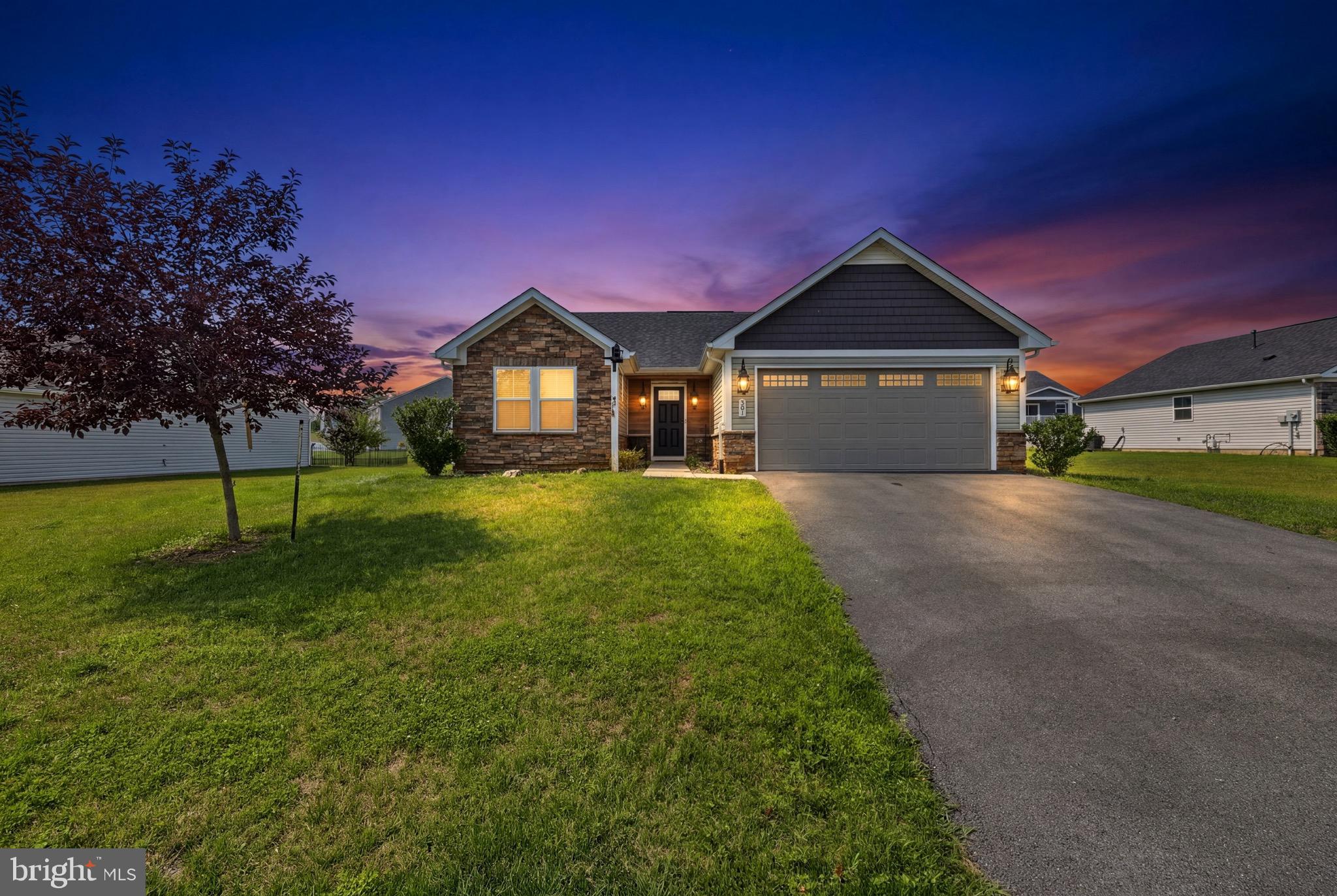 301 Rushbrook Road Martinsburg, WV 25403 - Photo 1 of 33 Gallery Image 1