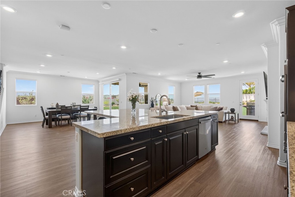 16511 Key Lime Boulevard Riverside, CA 92503 - Photo 5 of 64
