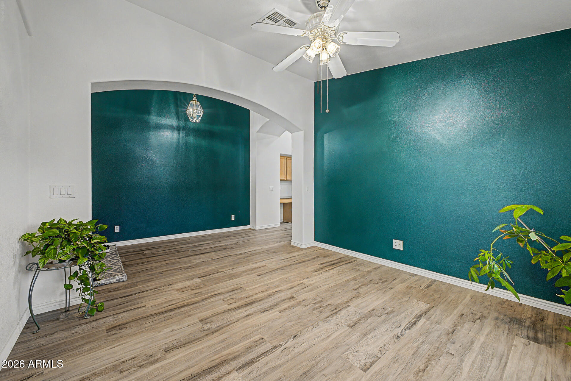 9581 West Ruth Avenue Peoria, AZ 85345 - Photo 7 of 41 Sitting Area / Add'l Room