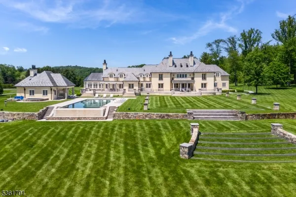 $9,250,000 | Undisclosed Address, Gladstone, NJ 07931
