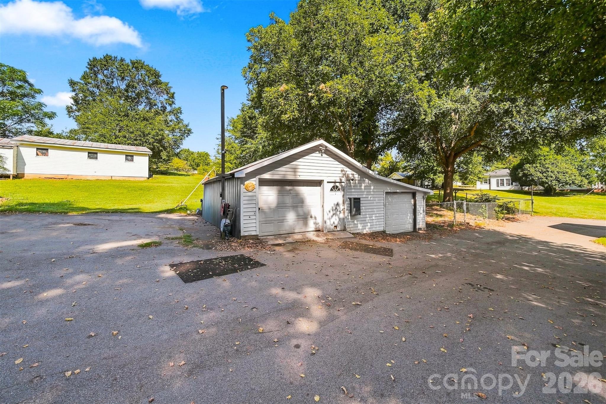 1261 Davis Road Lincolnton, NC 28092 - Photo 27 of 34 Gallery Image 27