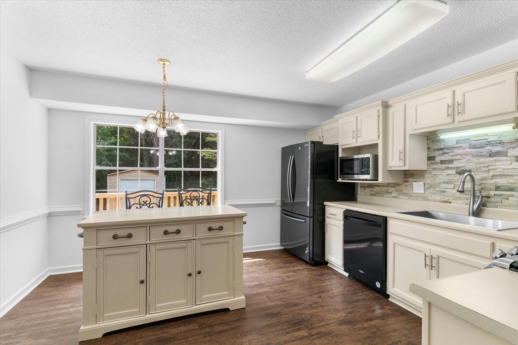 603 Williams Road Northwest Dalton, GA 30721 - Photo 16 of 50 Gallery Image 16