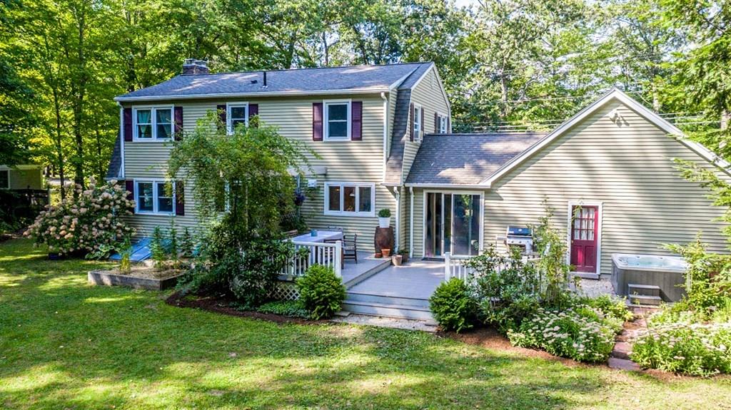 260 Loudville Road Easthampton, MA 01027 - Photo 6 of 27