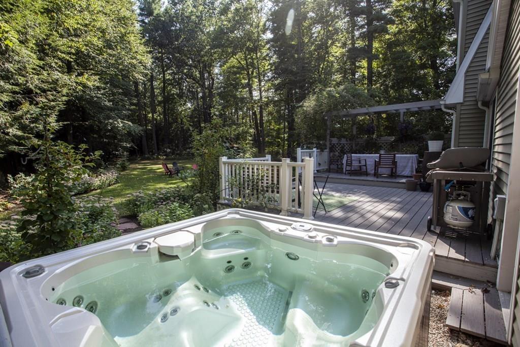 260 Loudville Road Easthampton, MA 01027 - Photo 8 of 27