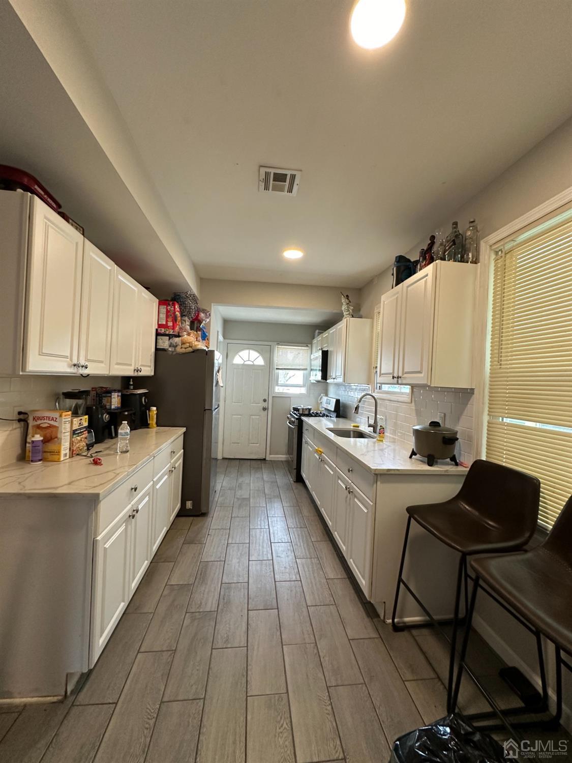261 Delavan Street New Brunswick, NJ 08901 - Photo 11 of 16 Gallery Image 11