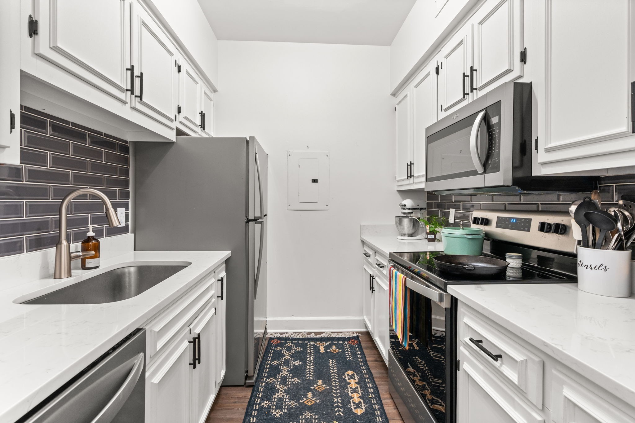 414 Sloan Road Nashville, TN 37209 - Photo 7 of 14