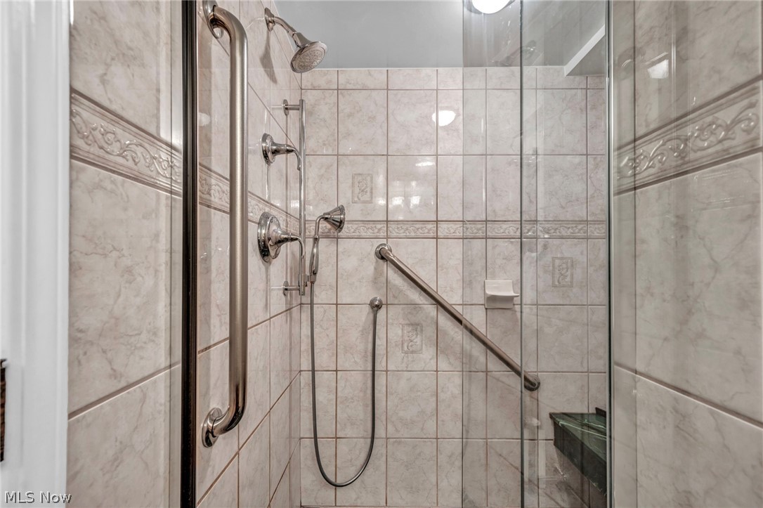 2914 Chadbourne Road Cleveland, OH 44120 - Photo 24 of 48 Room details featuring a shower with door