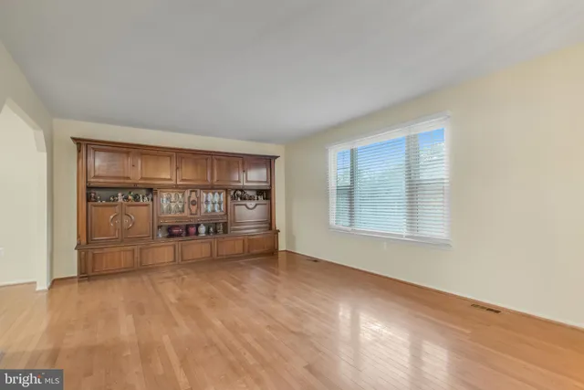 $399,000 | 2908 Plaza Drive, District Heights, MD 20747