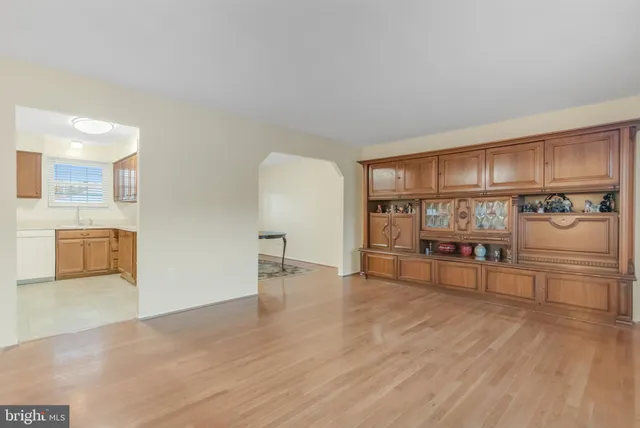 $399,000 | 2908 Plaza Drive, District Heights, MD 20747