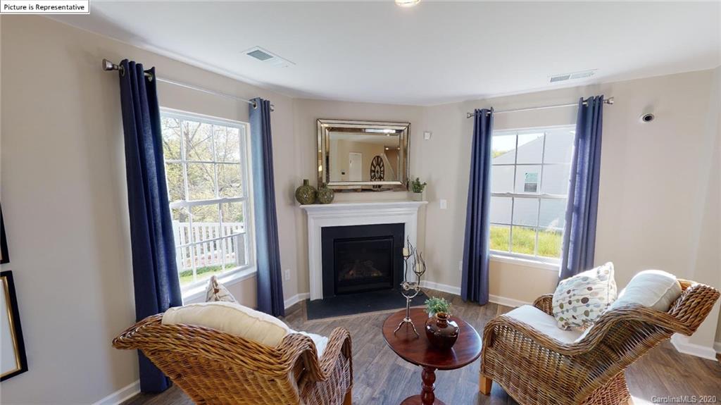 7252 Finnigan Road Charlotte, NC 28215 - Photo 7 of 24 Gallery Image 7