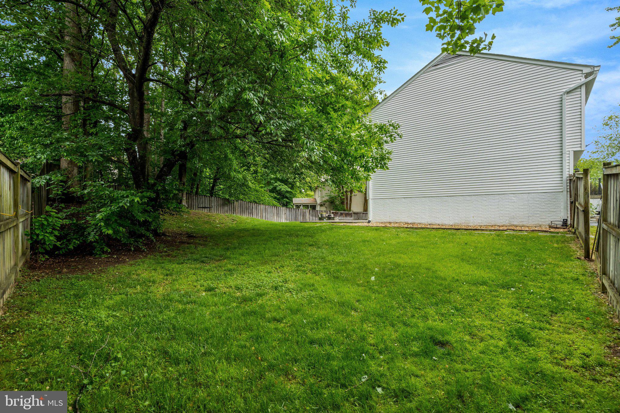 8304 Lindside Way Springfield, VA 22153 - Photo 42 of 58