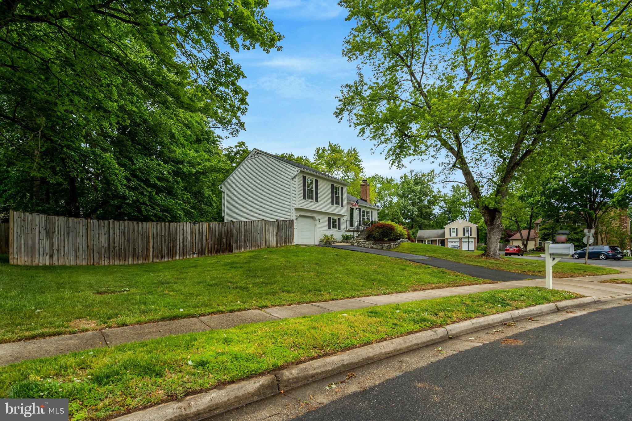 8304 Lindside Way Springfield, VA 22153 - Photo 48 of 58