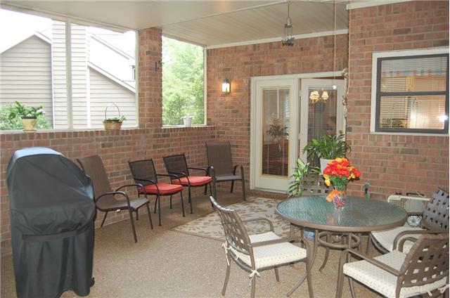 2015 Roderick Circle Franklin, TN 37064 - Photo 11 of 20 Gallery Image 11