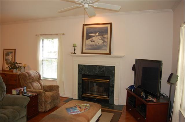 2015 Roderick Circle Franklin, TN 37064 - Photo 2 of 20 Gallery Image 2