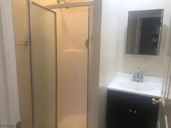 $2,975 | 1001 Worthington Court, Denville, NJ 07834