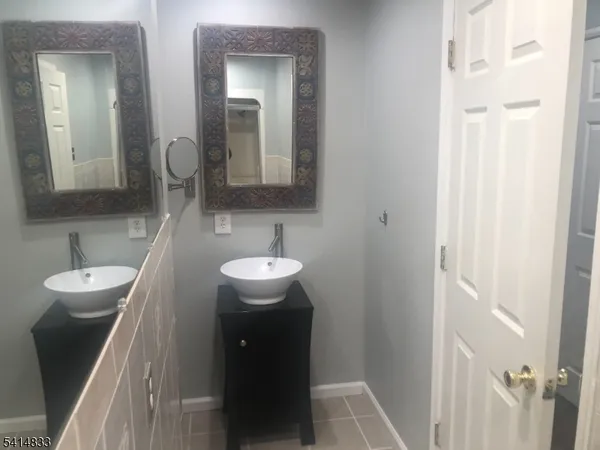 $2,975 | 1001 Worthington Court, Denville, NJ 07834