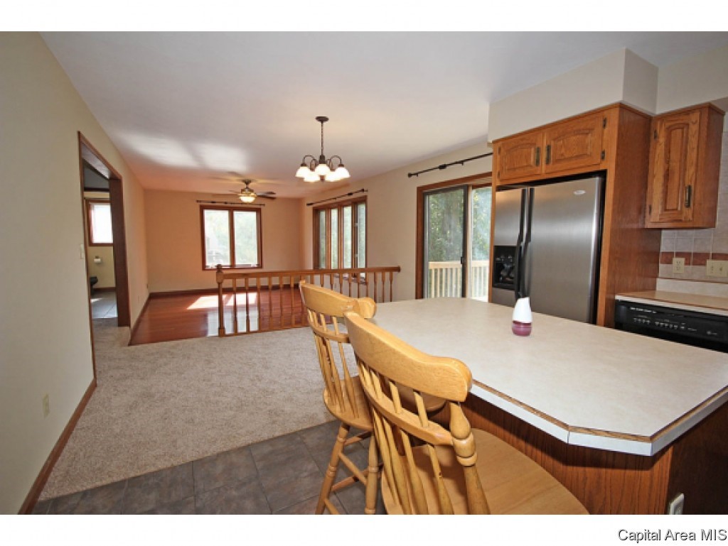 605 Tecumseh Trail Springfield, IL 62711 - Photo 13 of 30