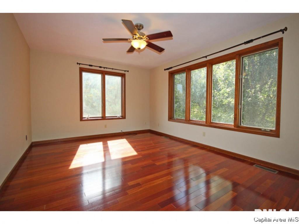 605 Tecumseh Trail Springfield, IL 62711 - Photo 4 of 30