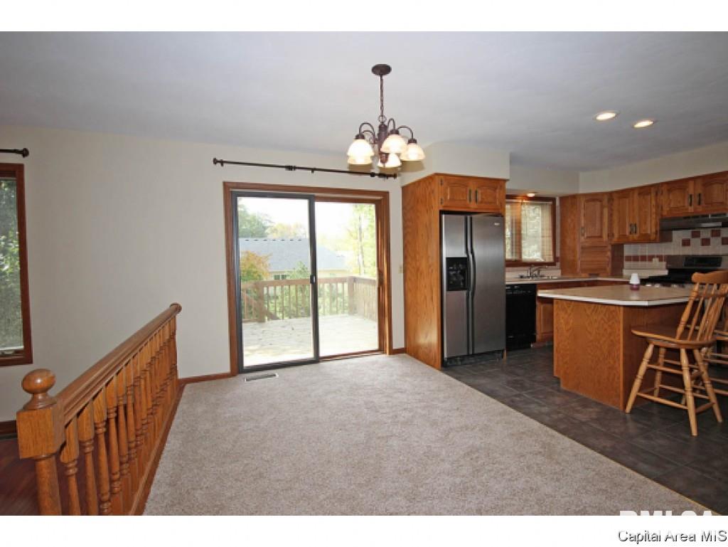 605 Tecumseh Trail Springfield, IL 62711 - Photo 9 of 30