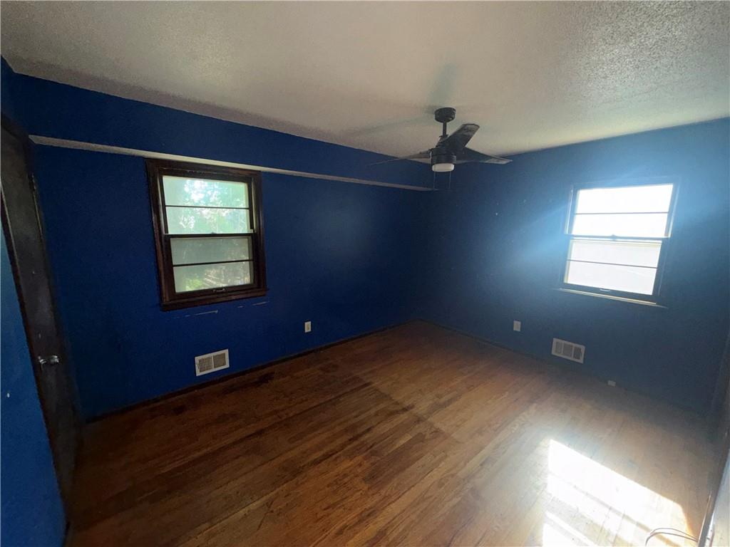 509 Southwest Westminister Road Blue Springs, MO 64014 - Photo 13 of 25 Gallery Image 13