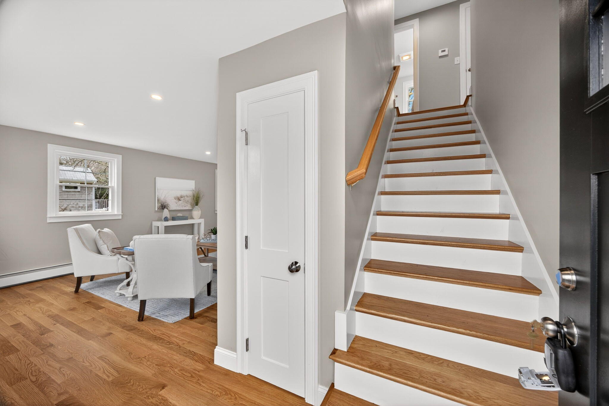 174 Barlows Landing Road Pocasset, MA 02559 - Photo 23 of 53 Foyer