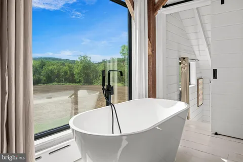 $4,150,000 | 854 Spring Hill Road, Riegelsville, PA 18077