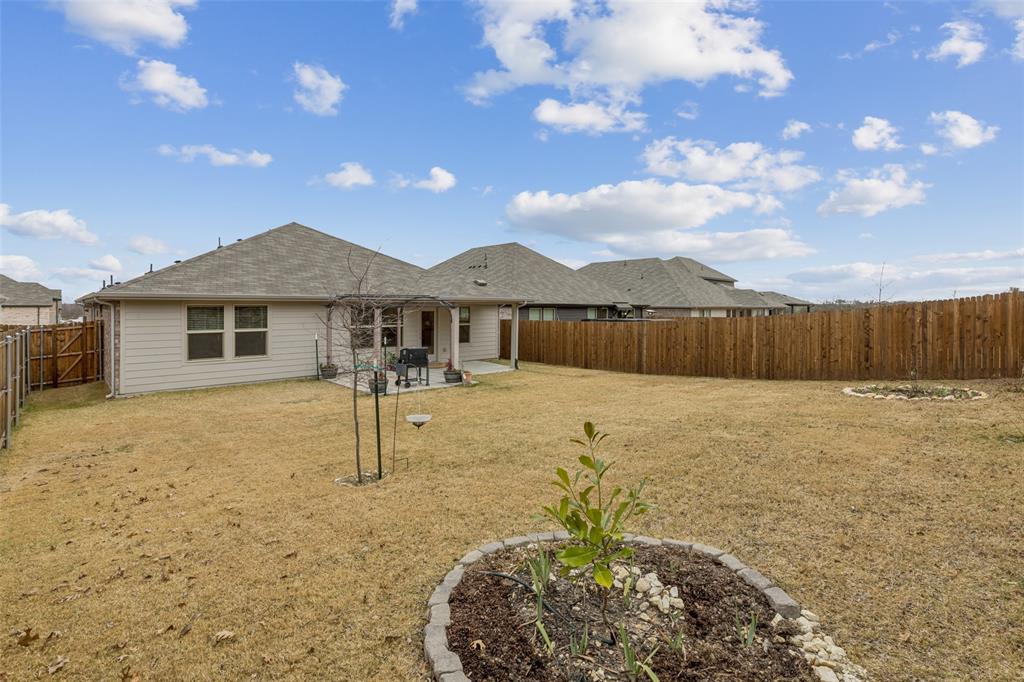 522 Castle Road Sherman, TX 75092 - Photo 35 of 37