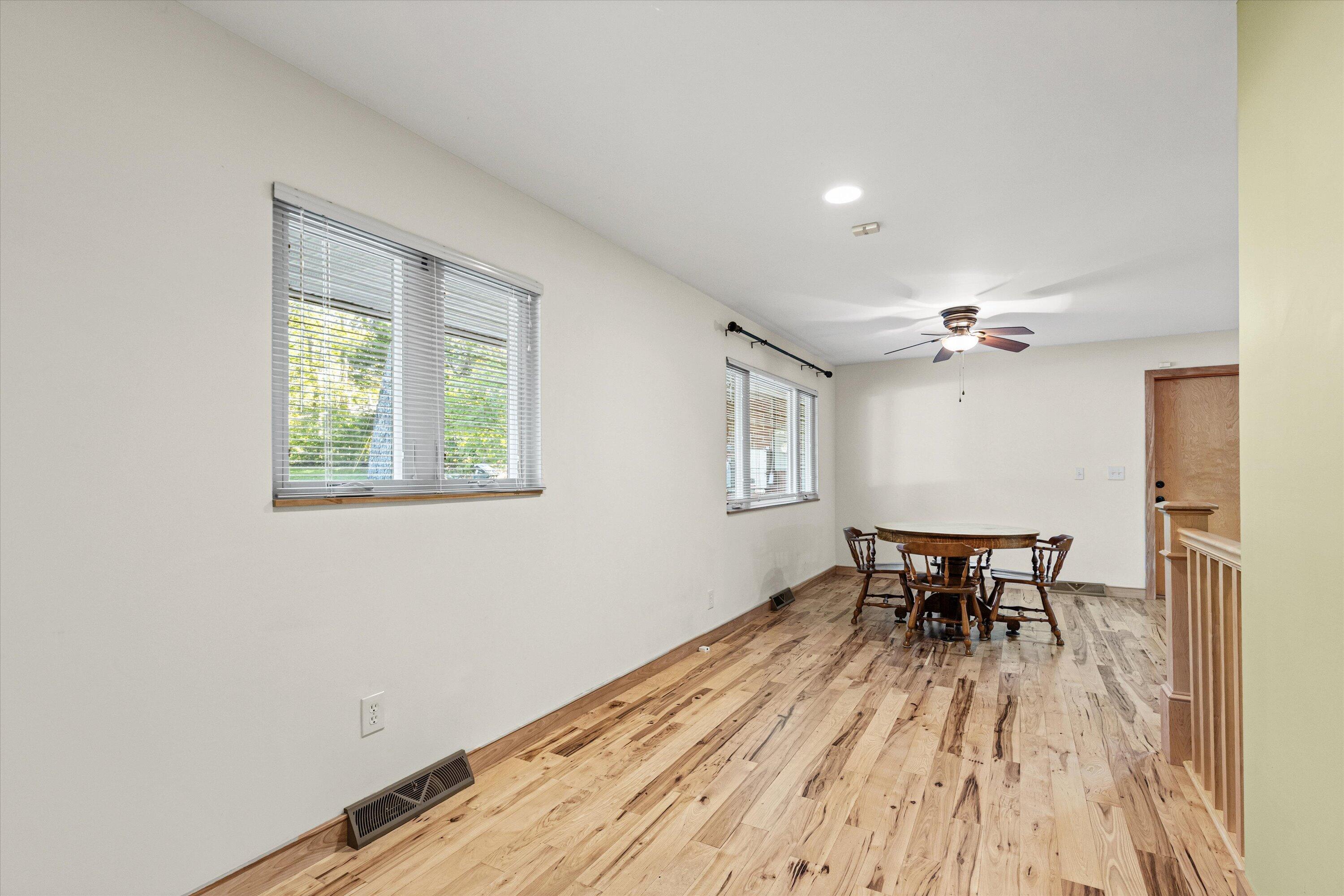 1704 Ridgemont Columbia, MO 65203 - Photo 6 of 41 Gallery Image 6