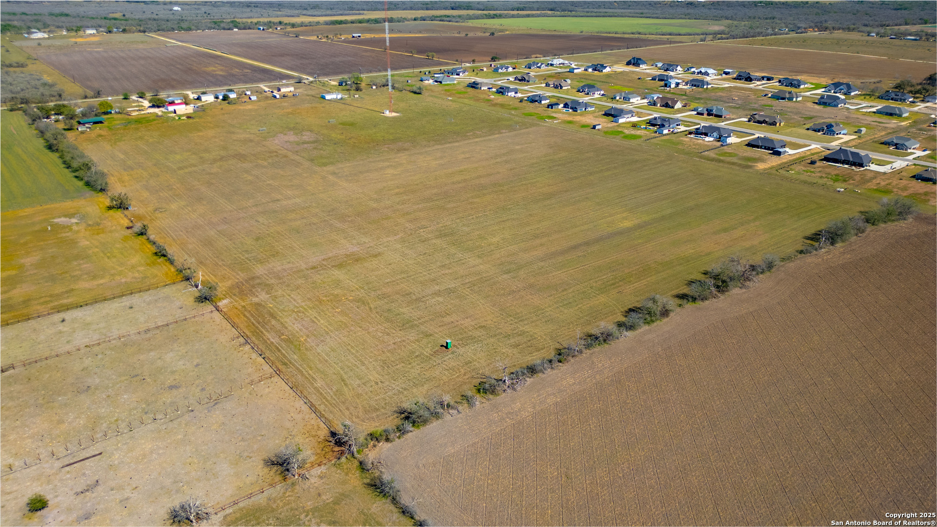 Tbd South Santa Clara Road Marion, TX 78124 - Photo 8 of 8 a view of an ocean