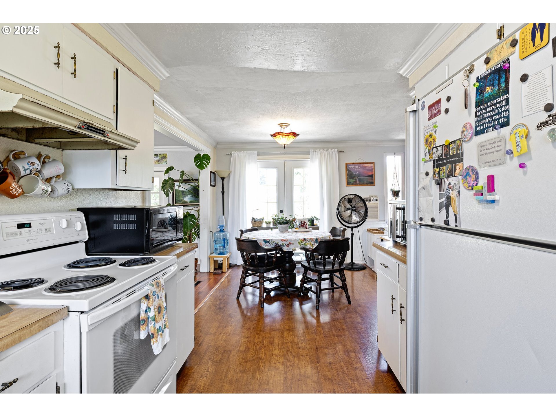 4635 Daisy Street Springfield, OR 97478 - Photo 18 of 44 Kitchen