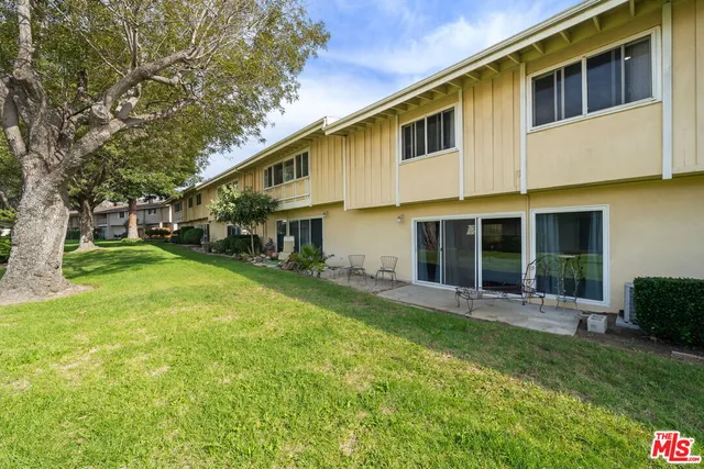 $699,000 | 3500 West Manchester Boulevard, Unit 58, Inglewood, CA 90305