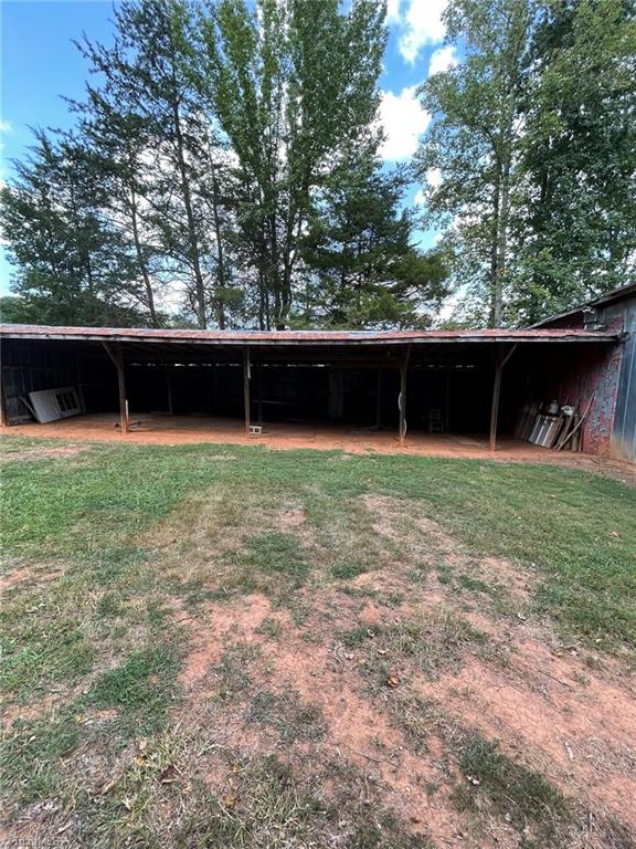 1041 Brooks Road Reidsville, NC 27320 - Photo 44 of 46 Gallery Image 44