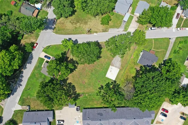 $250,000 | 705-707 Southeast High N/a Lee's Summit, Lee's Summit, MO 64063