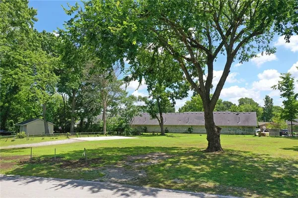 $250,000 | 705-707 Southeast High N/a Lee's Summit, Lee's Summit, MO 64063