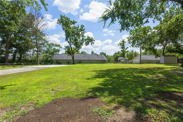 $250,000 | 705-707 Southeast High N/a Lee's Summit, Lee's Summit, MO 64063