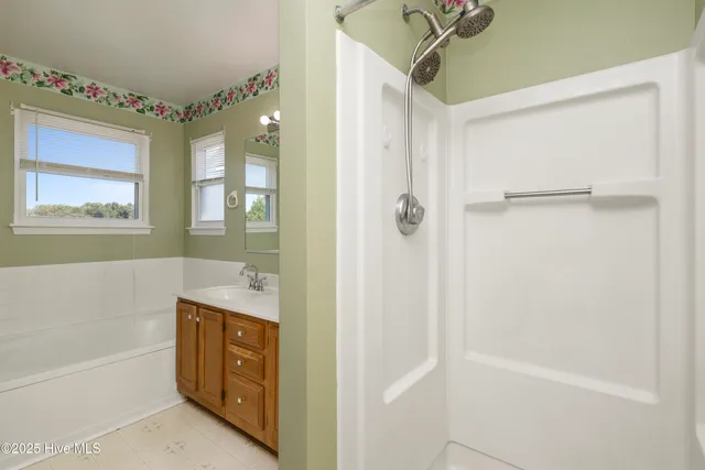 $415,000 | 123 Kings Way, Moyock, NC 27958